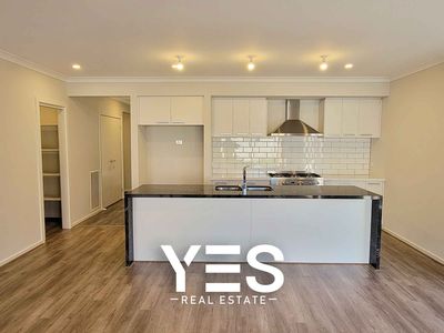 18 Patriot Boulevard, Clyde North