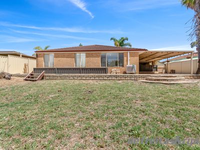 51 Sunningdale Circle, Cooloongup