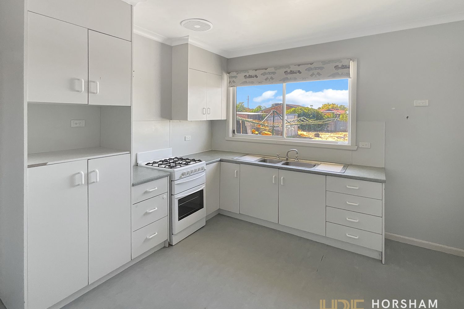 30 Elizabeth Street, Horsham