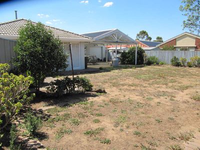 10 Golden Square Crescent, Hoppers Crossing