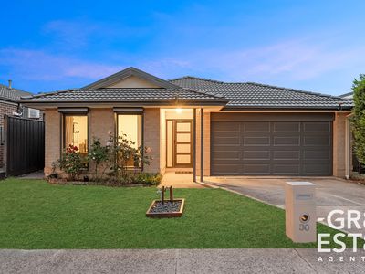 30 Ranfurlie Boulevard, Cranbourne West