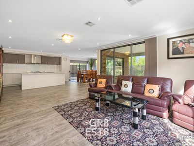 65 Aquatic Drive, Cranbourne West