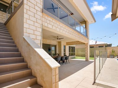 43 Holloways Ridge, Secret Harbour