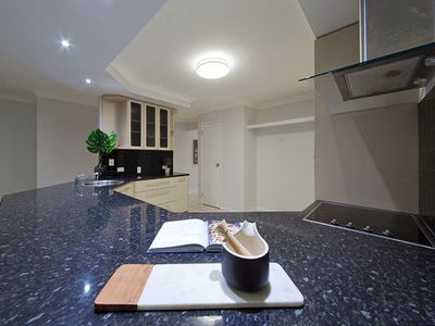 1 Figtree Place, Wakerley