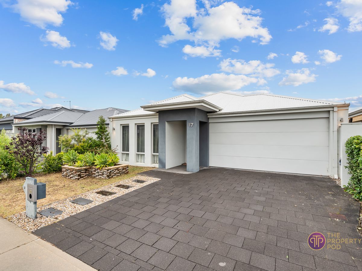 17 Simcoe Way, Caversham