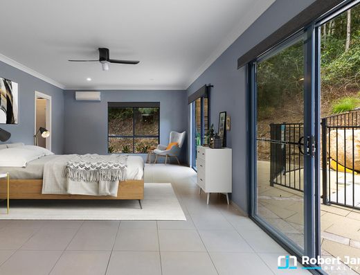 Tranquil Acreage Retreat in Sought-After Doonan image 10