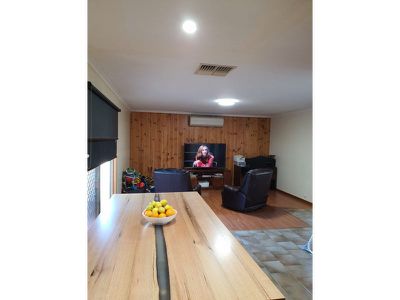 024 Railway Avenue, Leitchville