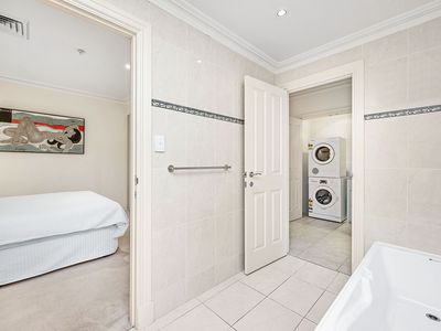 401 / 2 St Georges Terrace, Perth