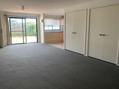 1 / 122A Tongarra Road, Albion Park