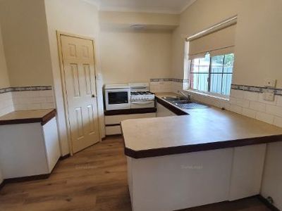 2 / 12 Prince Philip Drive, South Bunbury