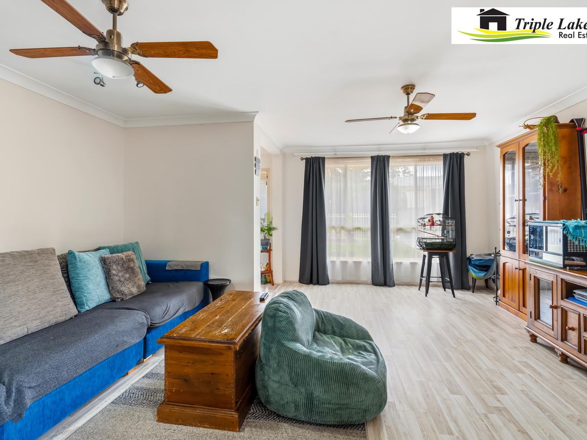 10 Karingal Place, Blue Haven