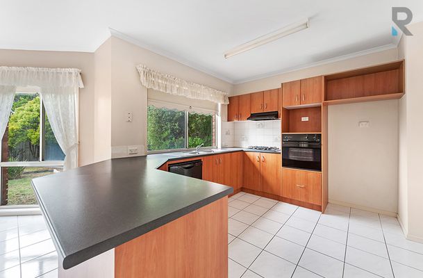 4 Sunset Court, Craigieburn