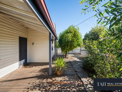 61 Docker Street, Wangaratta