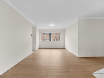 4 / 10 Caroline Street, Westmead