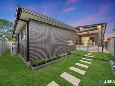 145 & 145A Dublin St, Smithfield