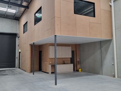 1 / 6 Literary Way, Williamstown