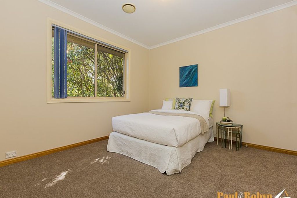 18 Elm Way, Jerrabomberra