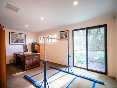 27 Clifton Street, Scarborough