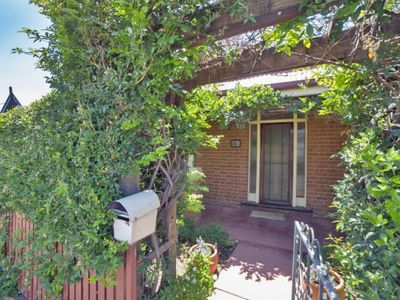 86 Bourke Street, Dubbo