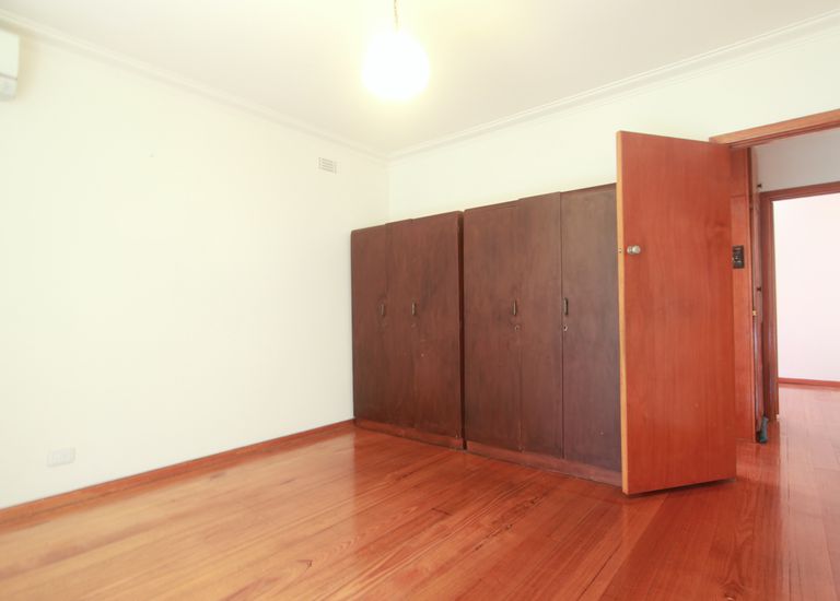 36 Alward Avenue, Clayton South