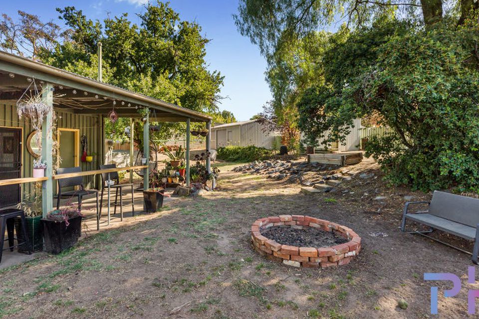227 Eaglehawk Road, Long Gully