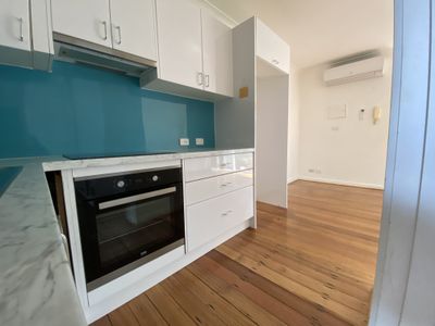 2 / 95-97 Summerhill Road , Footscray