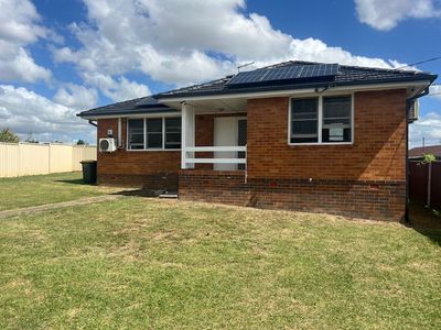 54 Gasmata Crescent, Whalan