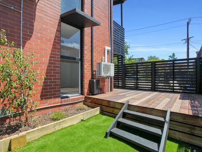 1 / 277 Nicholson Street, Seddon