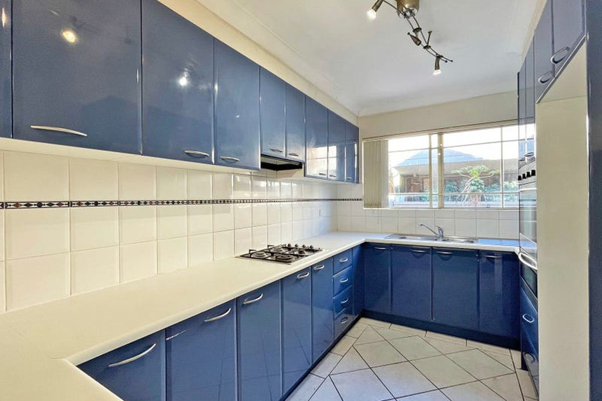 13 / 8-12 Hornsey Road, Homebush West