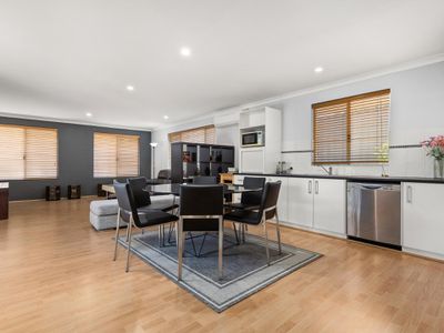 16 Garland Court, Kardinya