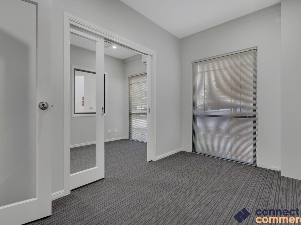 62-64 Siganto Drive, Helensvale