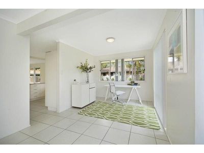 56 Lake Entrance Boulevard, Noosaville