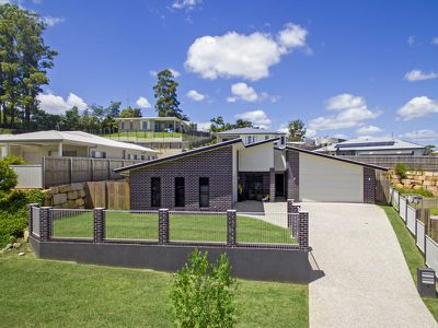 6 Pummelo Circuit, Palmwoods