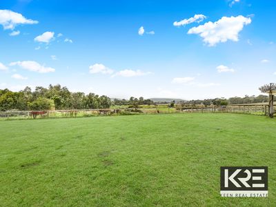 264 Steels Creek Road, Yarra Glen