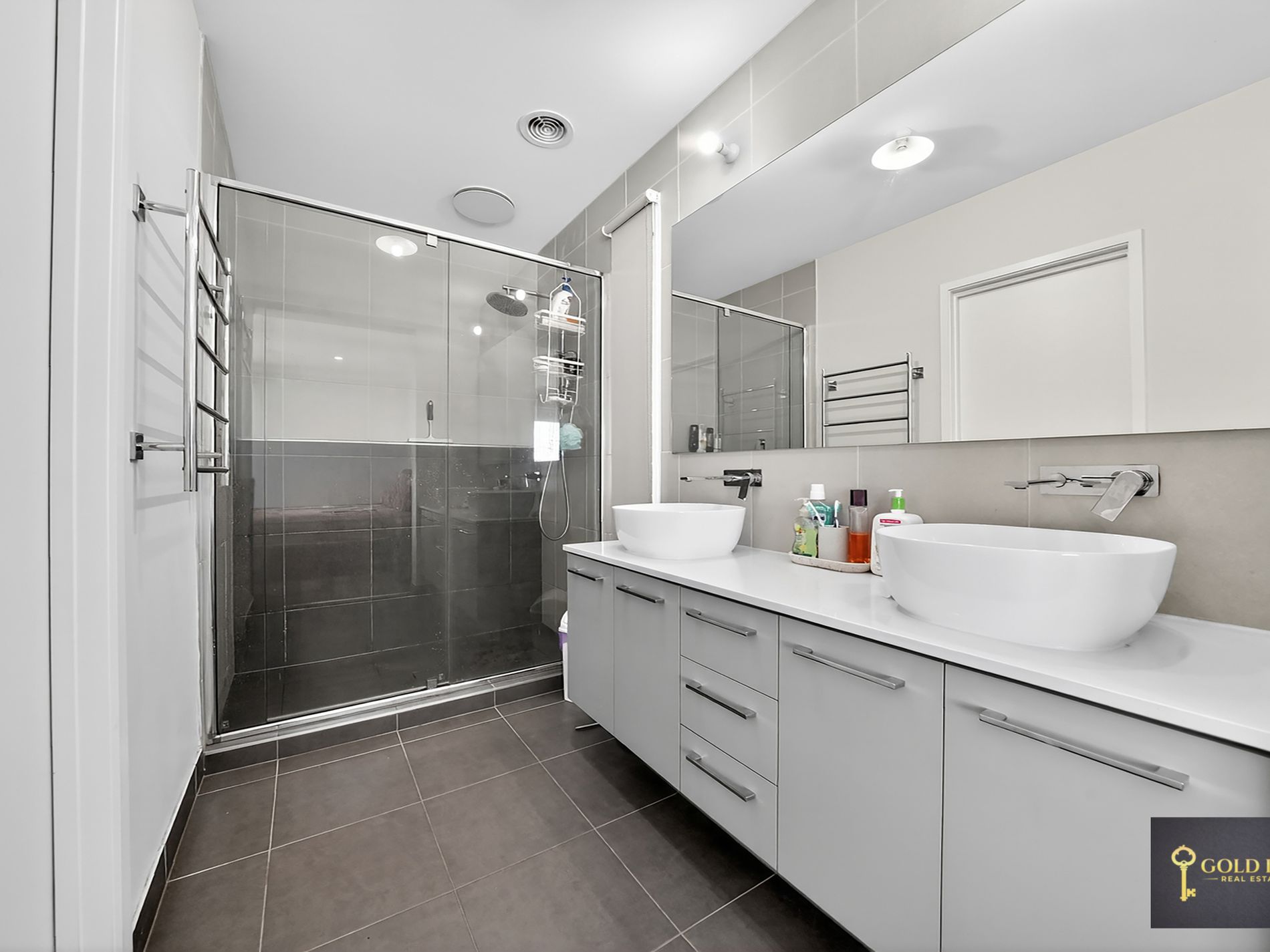 39 Kangaroo Crescent, Aintree