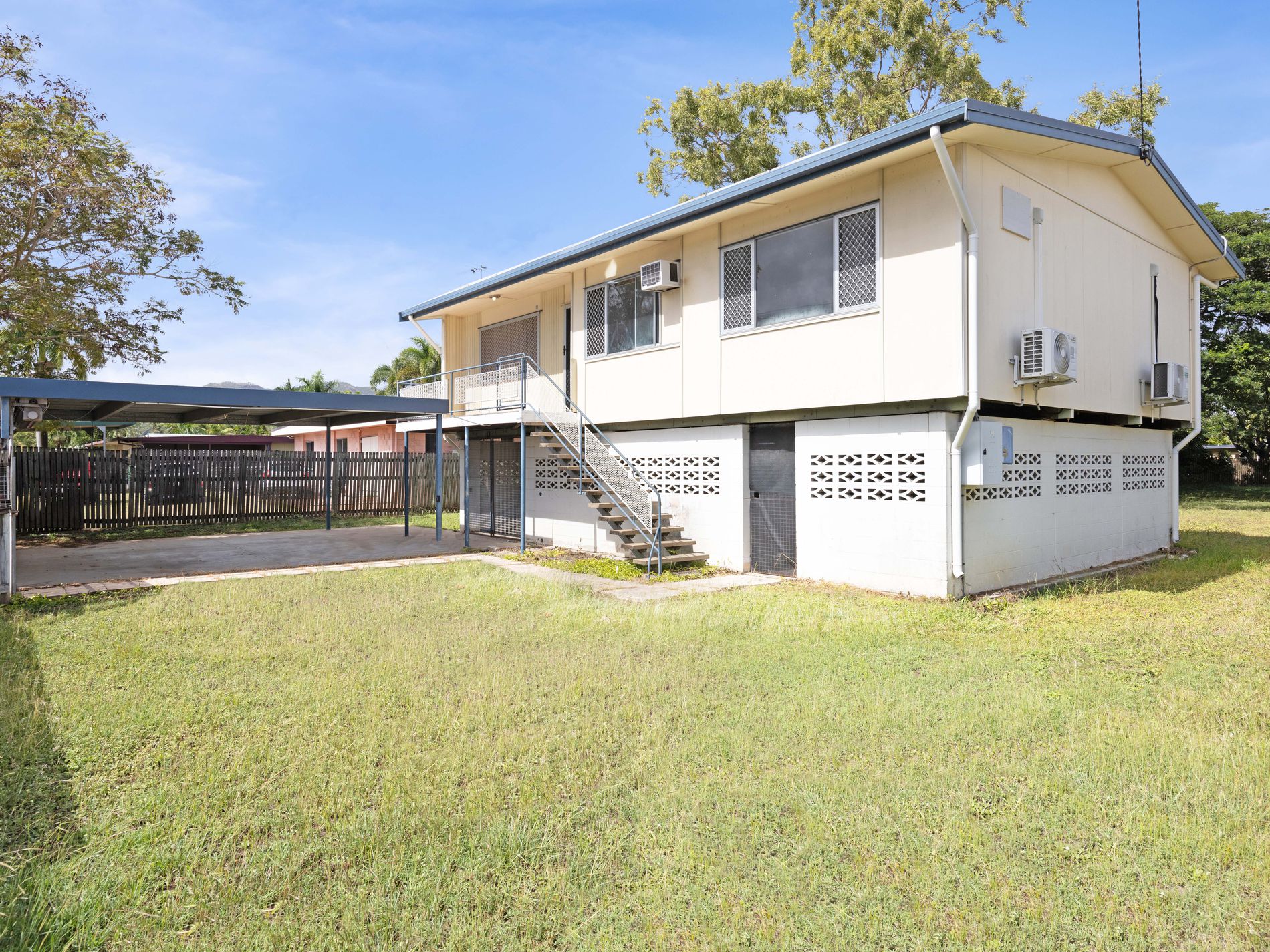86 Gollogly Lane, Rasmussen