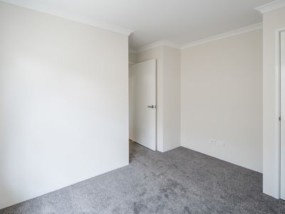 33 Cara Way, Wattle Grove