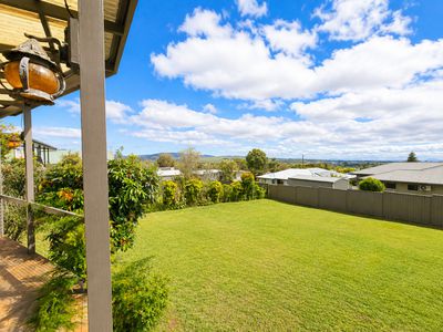 10-12 Crouch Avenue, Atherton