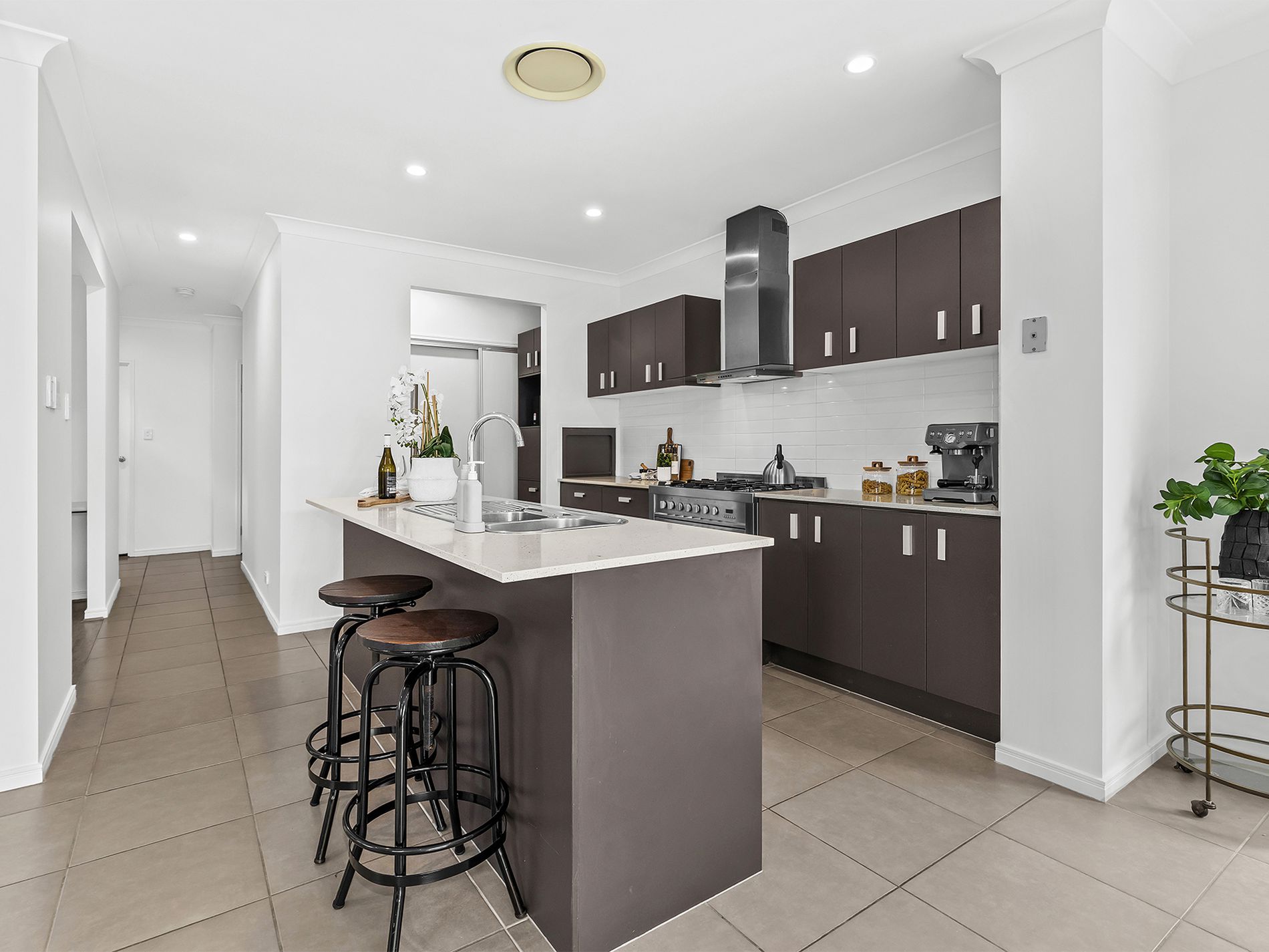 77 York Street, Nundah