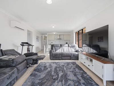 12 Axton Close, George Town