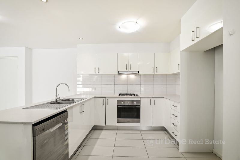 27 / 8 Marlborough Road, Homebush West