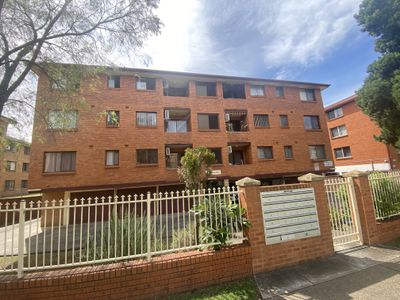21 / 10 Forbes Street, Warwick Farm