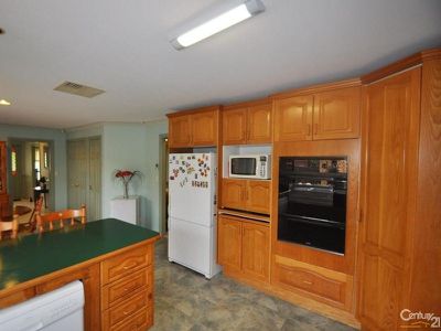 42 Twickenham Drive, Dubbo