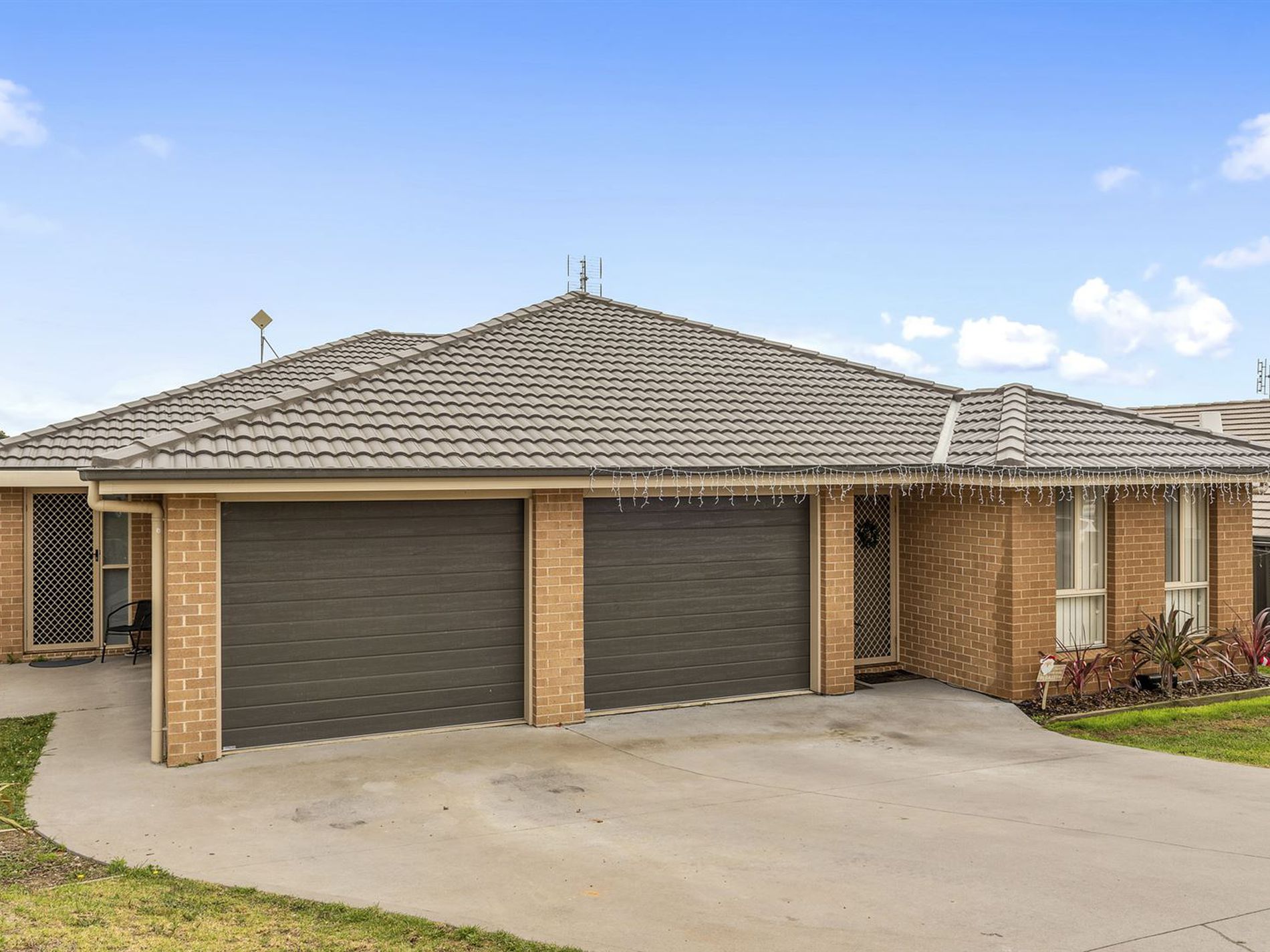 16 & 16A Booyong Avenue, Ulladulla