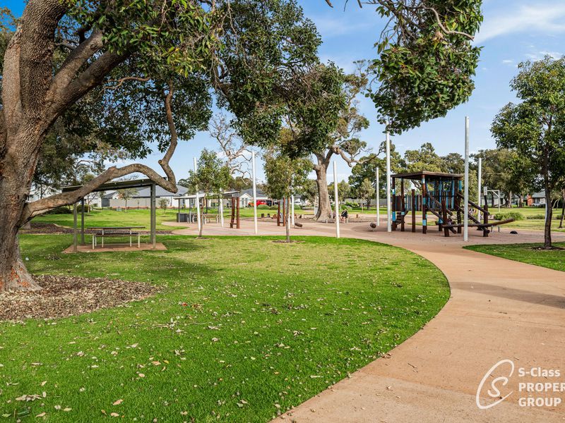 1 Albizia Grove, Byford