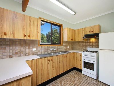 16 / 22A Kumbari Street, Rochedale South