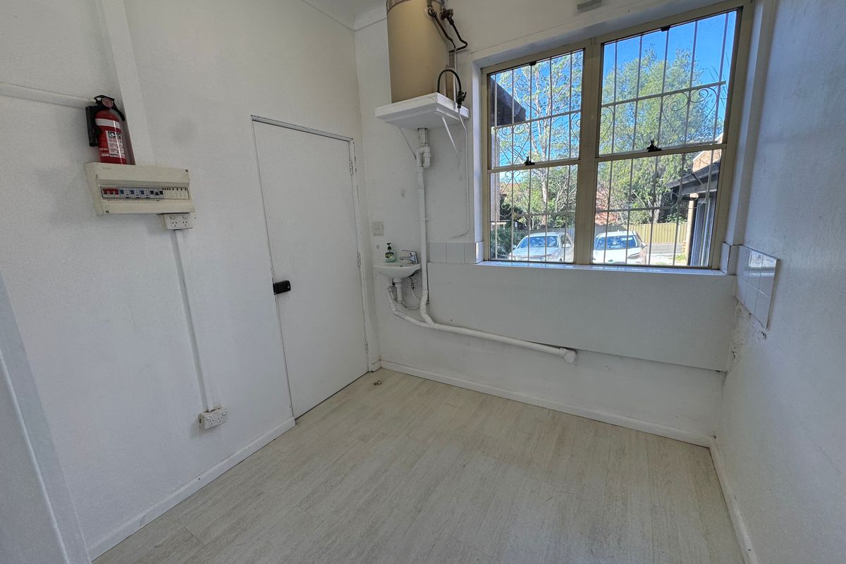 Ground Floor Shop / 84 Gymea Bay Road, Gymea