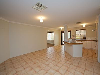 77 Weaponess Road, Scarborough