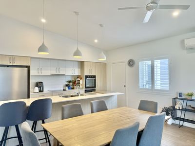 98 / 5 Serenity Drive, Eli Waters