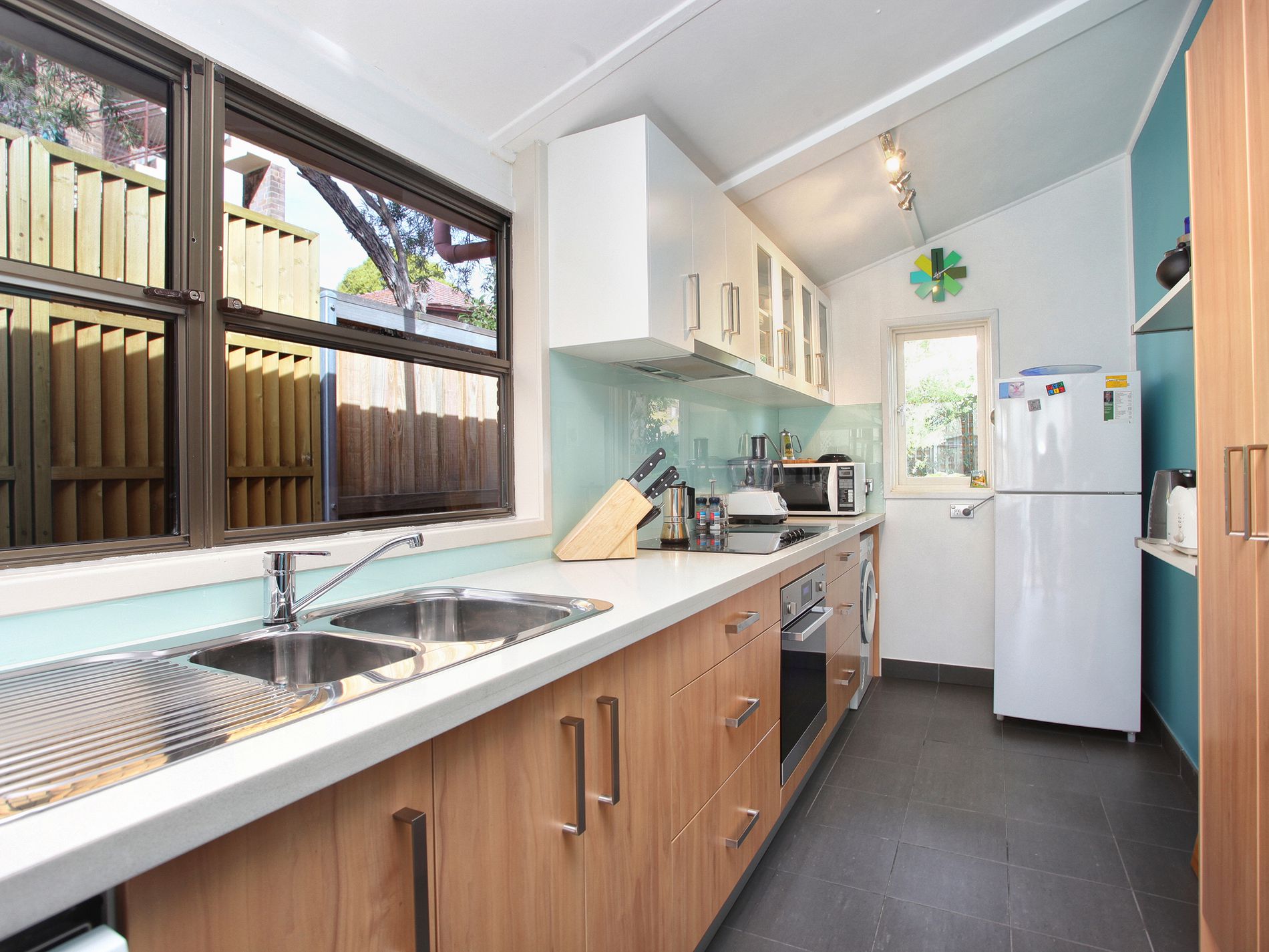 9 Robertson Street, Kogarah